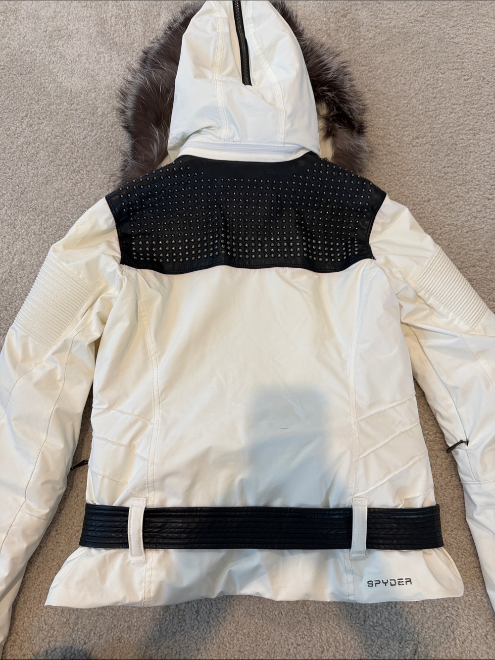 Ski jacket - Picture 8 of 8